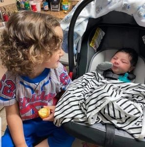 Meet your Posher, Raymond